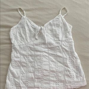 ****SOLD—on ♏️*****Eyelet Top